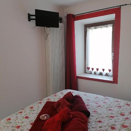 Casa Vacanza La Rosa วินาดิโอ ภายนอก รูปภาพ
