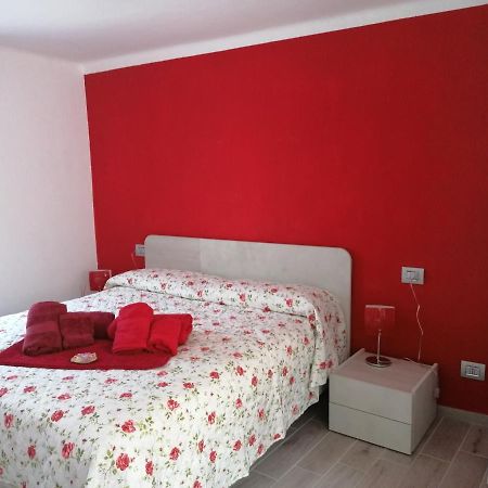 Casa Vacanza La Rosa วินาดิโอ ภายนอก รูปภาพ